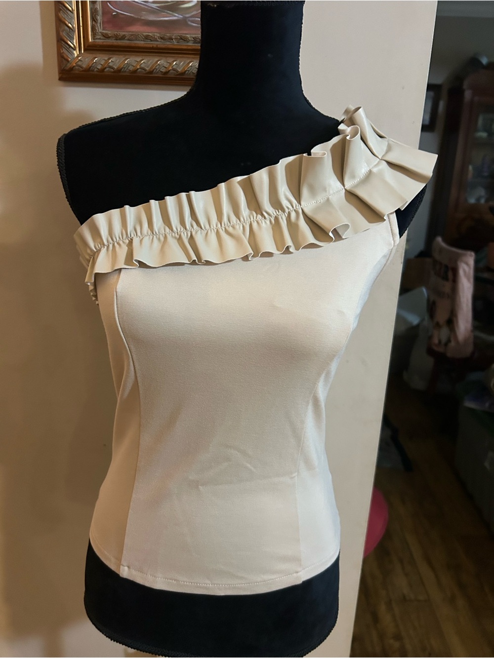 Anthropologie One-Shoulder Ruffle Top in Cream NWT